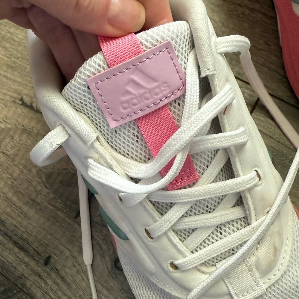 Adidas Women's White and Pink Athletic Shoes Sneaker size 7US(38) - Picture 6 of 7